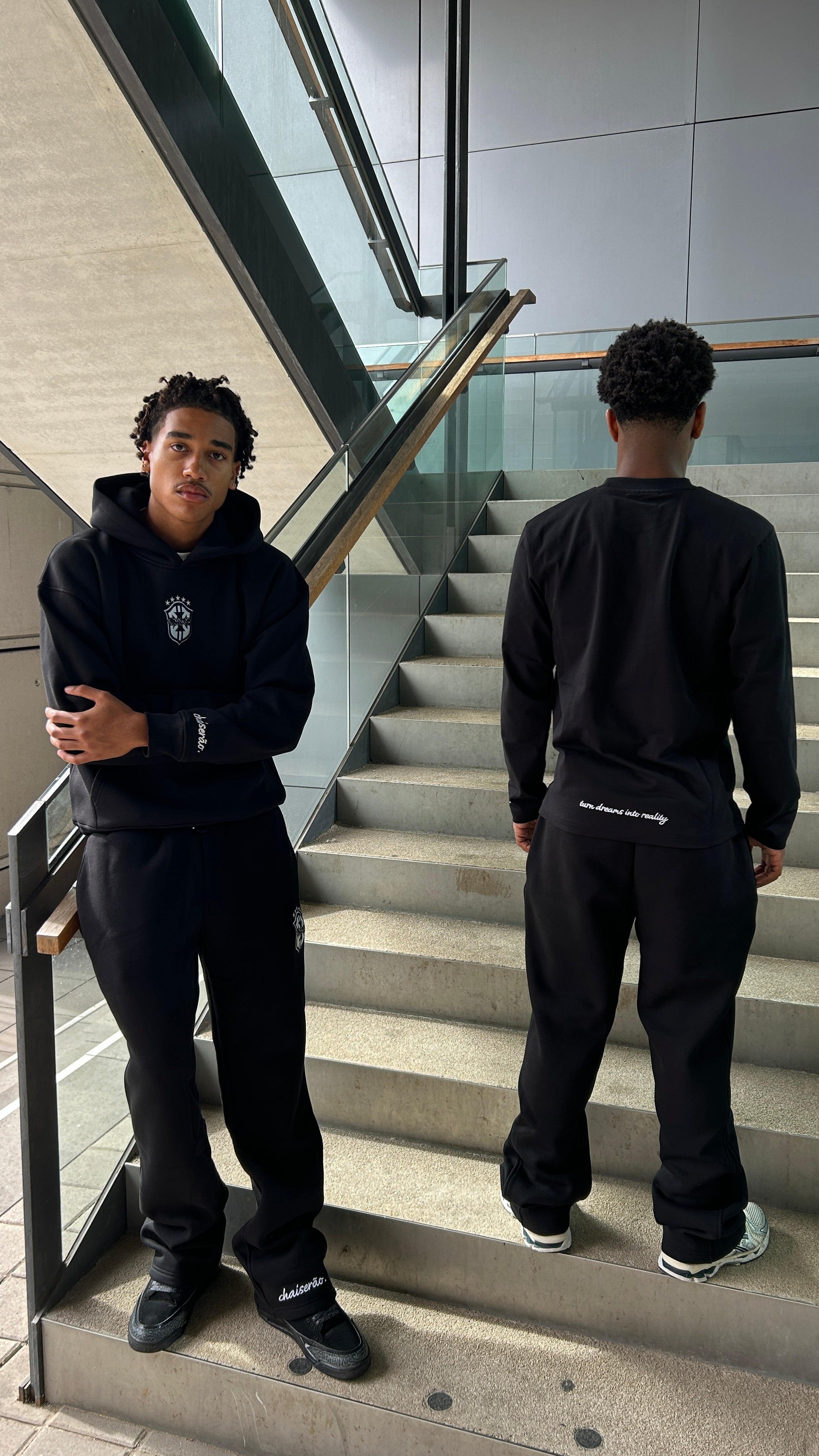 black chaiserão. Longsleeve